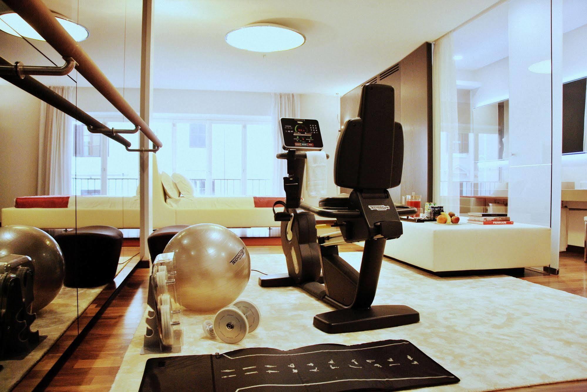 Palazzo Montemartini Rome, A Radisson Collection Hotel Exterior foto A home gym